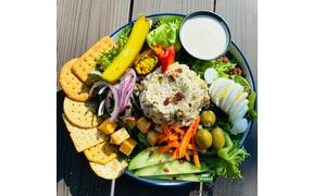 Tonight's special looks too good to eat but we promise you will totally be glad you did ...